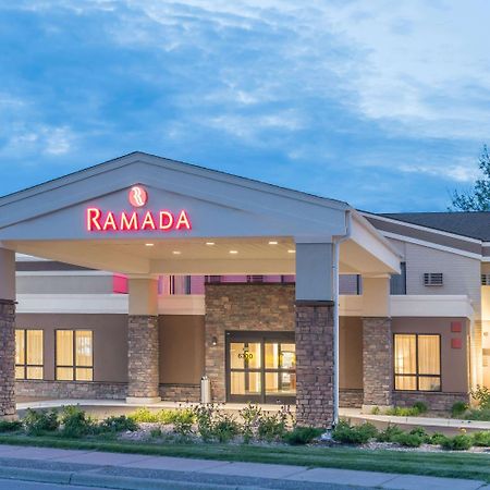 Ramada By Wyndham Minneapolis Golden Valley Bagian luar foto