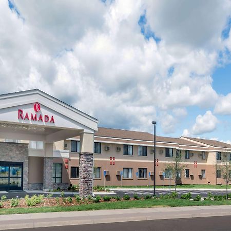 Ramada By Wyndham Minneapolis Golden Valley Bagian luar foto